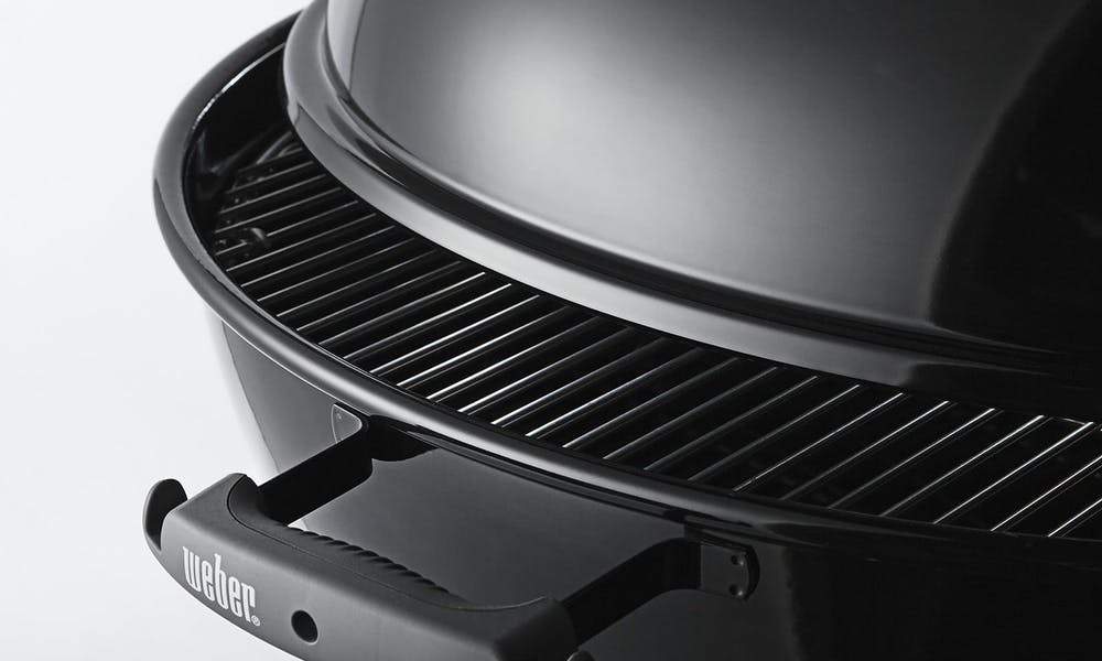 Weber Weber Charcoal Grills Master-Touch Charcoal Grill 22" Black